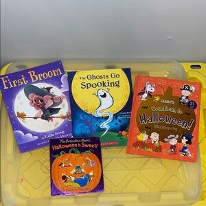 6 Halloween Kids Books: Peanuts, Berenstain Bears, Disney, Scholastic